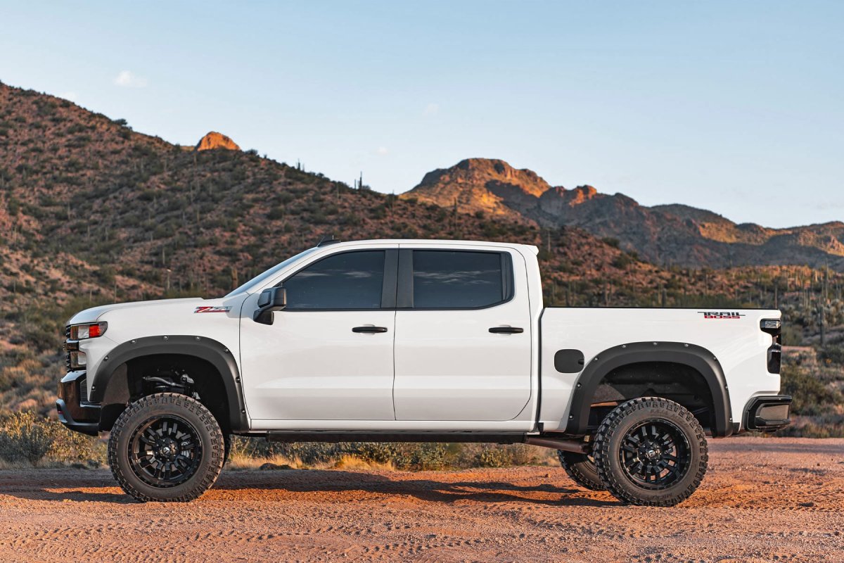 Chevrolet Silverado 1500 Pocket Fender Flares - Rough Country - G42 - White Sands - '22-'26